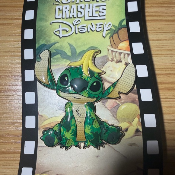 Disney Other - Stitch Crashes Disney Jungle Book Pin